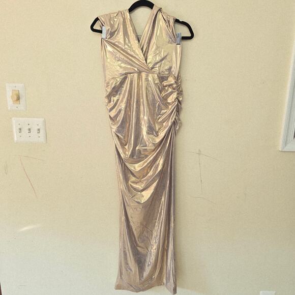 NWT Oh Polly Dalilah Metallic Maxi Gown Hooded A Light Gold Women's Size US 10 - Picture 5 of 12